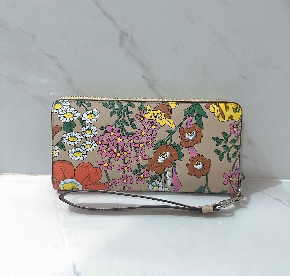 Coach CR930 Long Zip Around Wallet with Floral Print