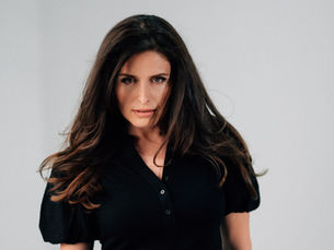 Vocal Powerhouse Sabina Releases Self-Love Anthem ‘Somebody Else’