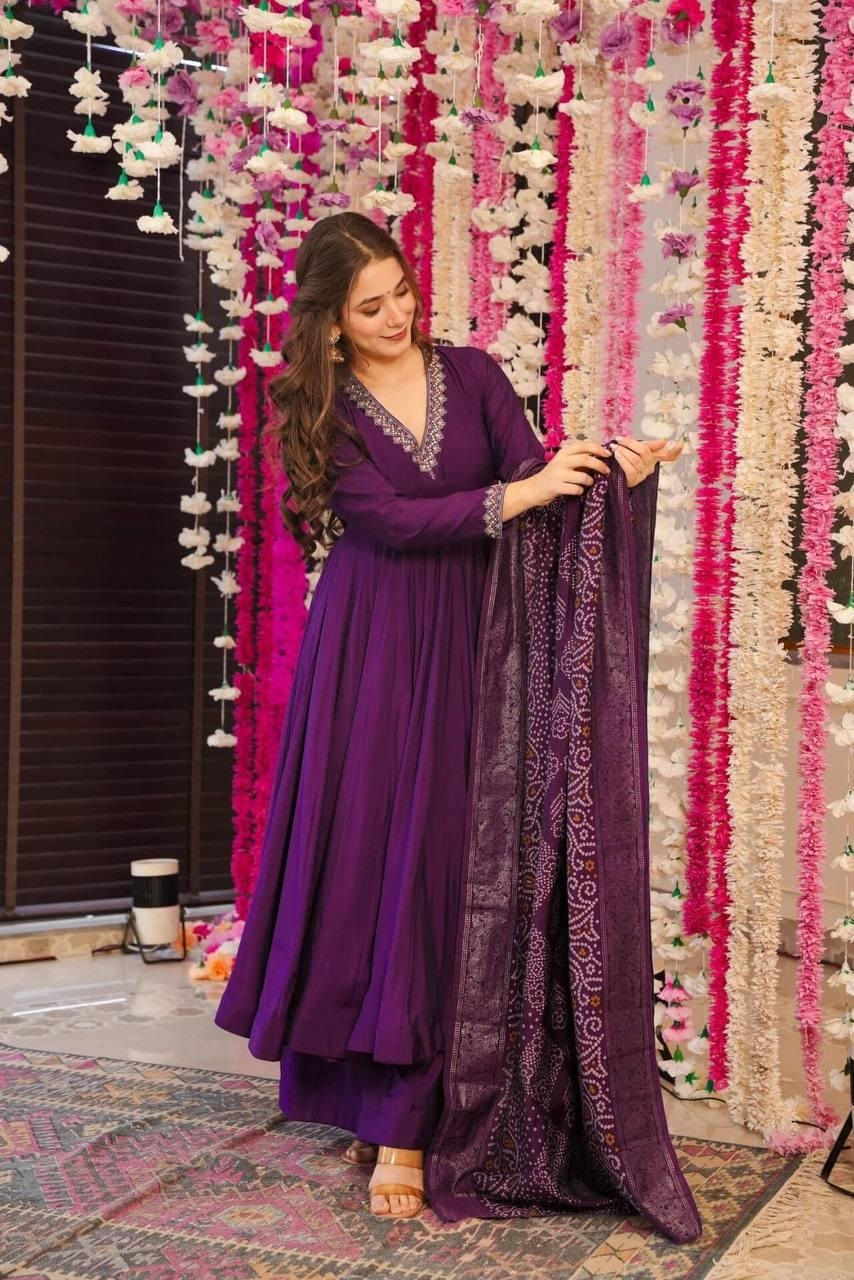 थंबनेल: RANG BHOOMI -  PURPLE BANDHANI SUIT WITH EMBROIDERY - LILLEMART.COM