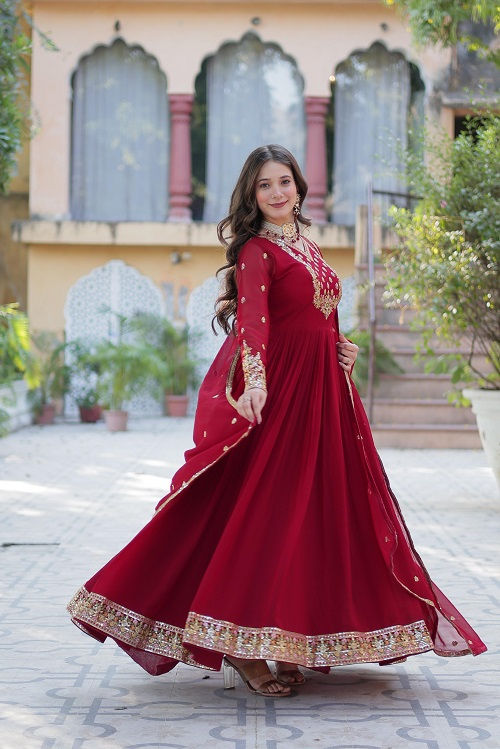 थंबनेल: RANG BHOOMI - GEORGETTE FAUX BLOOMING GOWN - MAROON & DARK PINK - LILLEMARTCOM