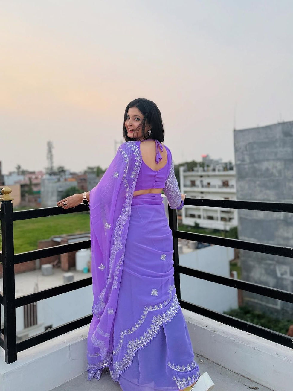 थंबनेल: RANG BHOOMI - PREMIUM FAUX GEORGETTE SAREE WITH ZARI - LILLEMART.COM