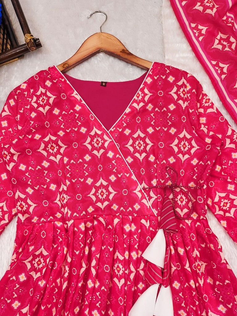 थंबनेल: RANG BHOOMI - PINK MUSLIN SUIT WITH PRINTED ANARKALI DUPATTA  - LILLEMART.COM