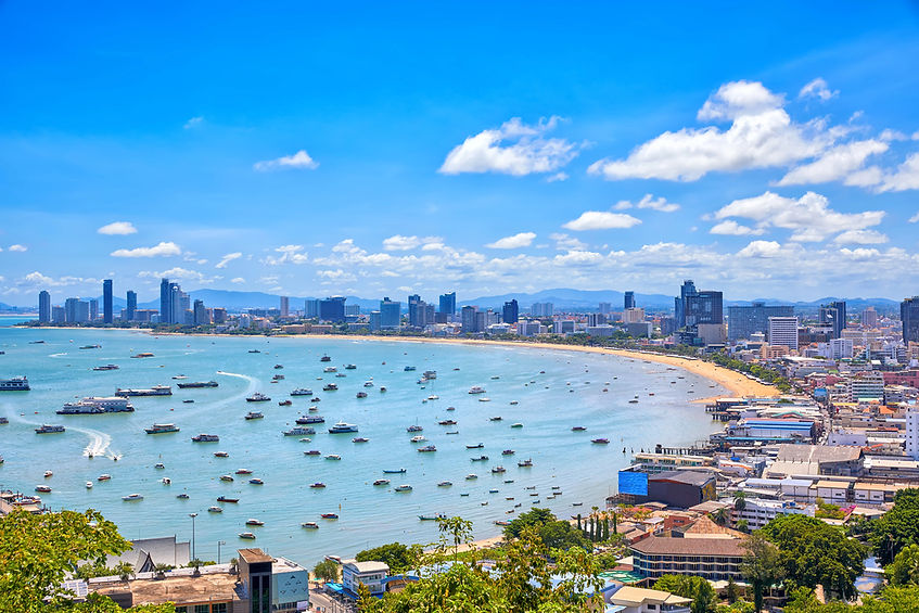 pattaya beach sunny.jpg