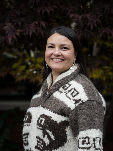 Dr. Sarah Williams
Michi-Saagiig Anishnaabeg physician
CMA’s Indigenous Guiding Circle