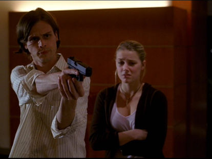 Season 1 Episode 018 - Somebody's watching 