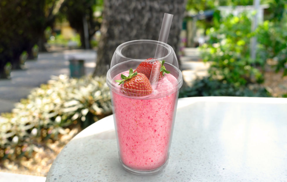 strawberry milkshake 2_edited.jpg