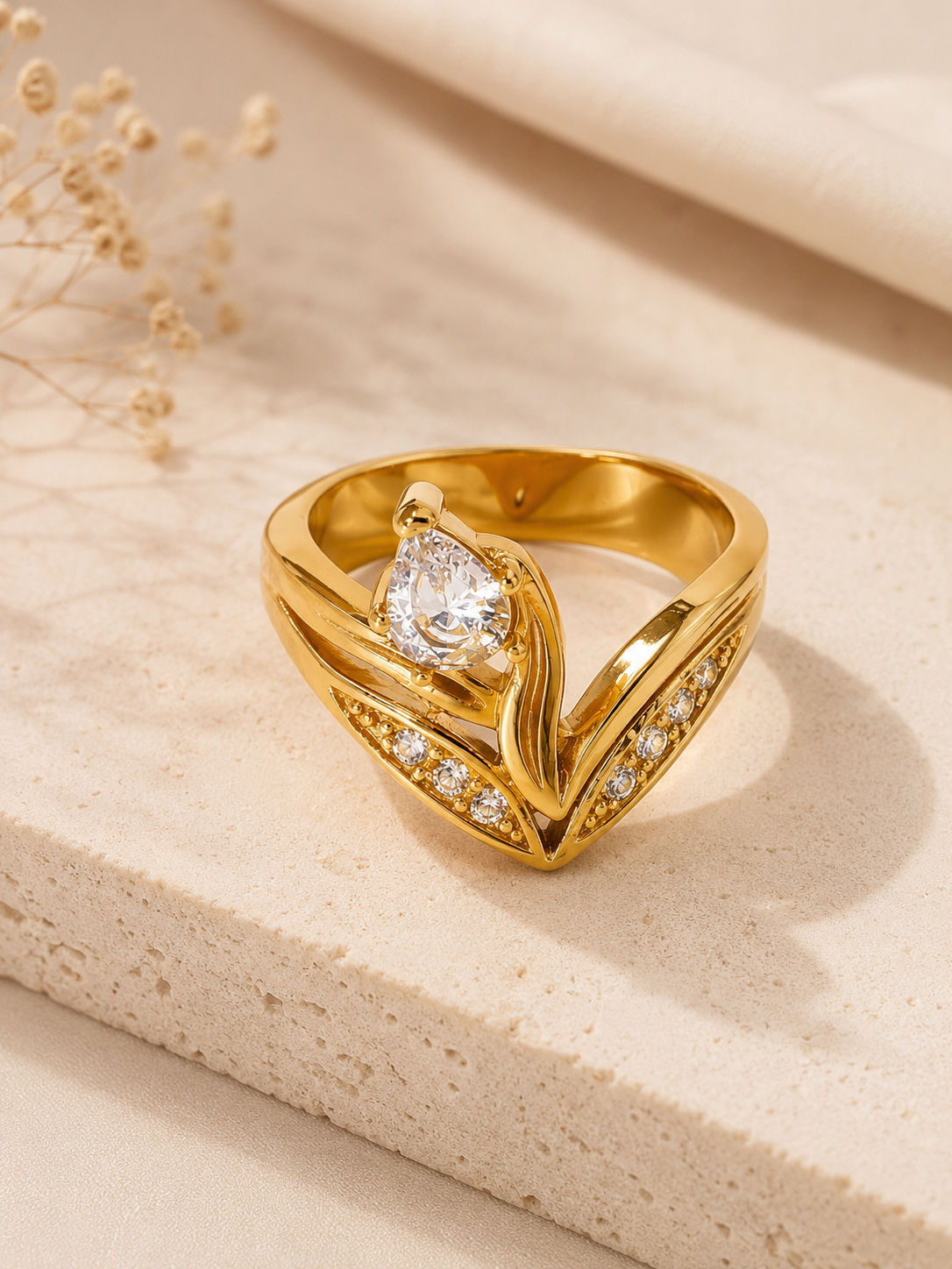Aurelia Ring