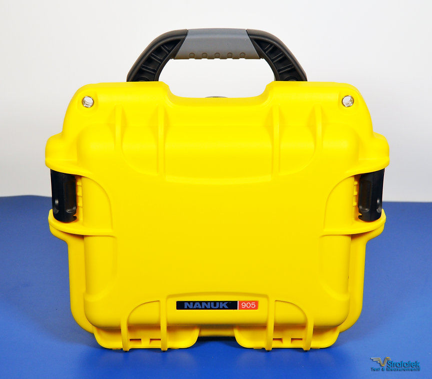 Thumbnail: Fluke 725 Multifunction Process Calibrator - NIST Calibrated with Data