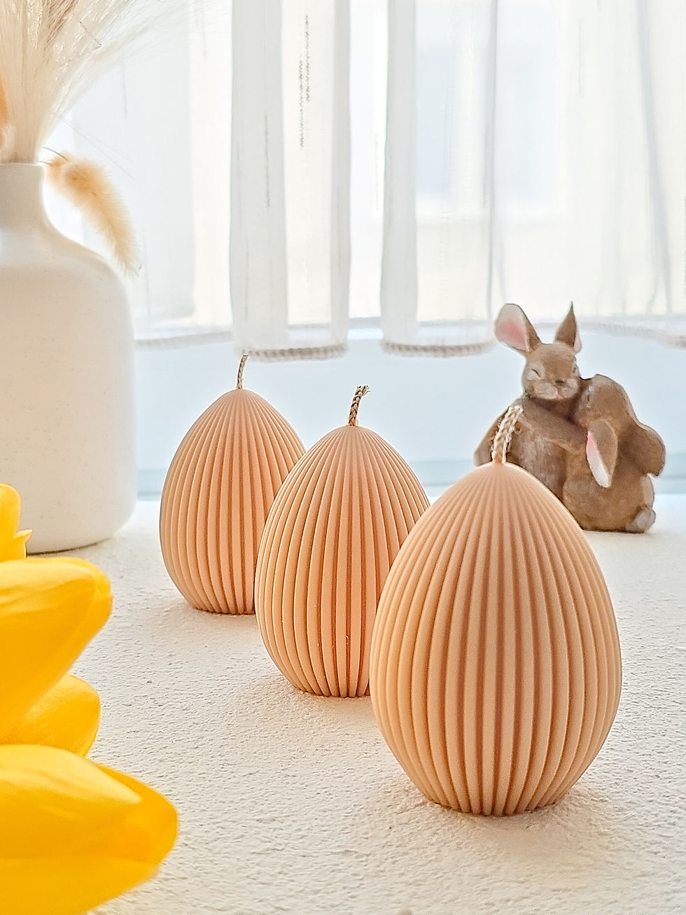 Thumbnail: Natural rapeseed wax Easter egg candle with cotton wick, vegan and eco-friendly handmade candle