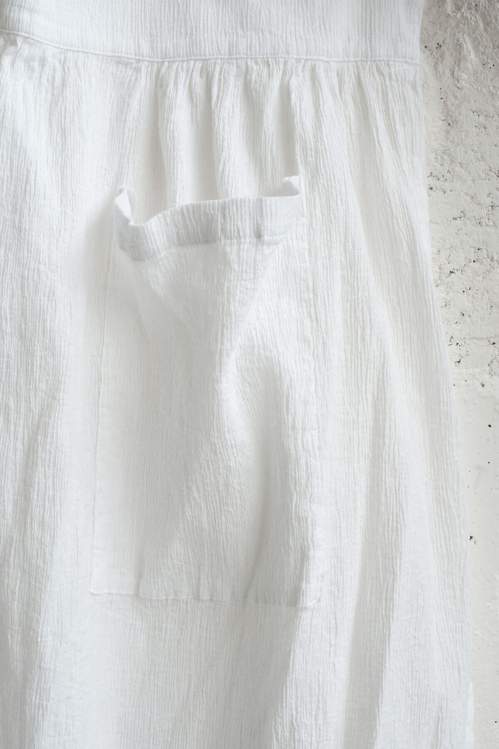 サムネイル： one shoulder