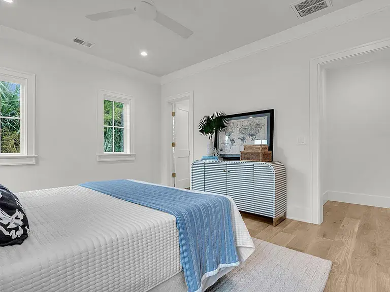 f544faa70d8fd76cdd4e11e0bcfcfeaf-cc_ft_768