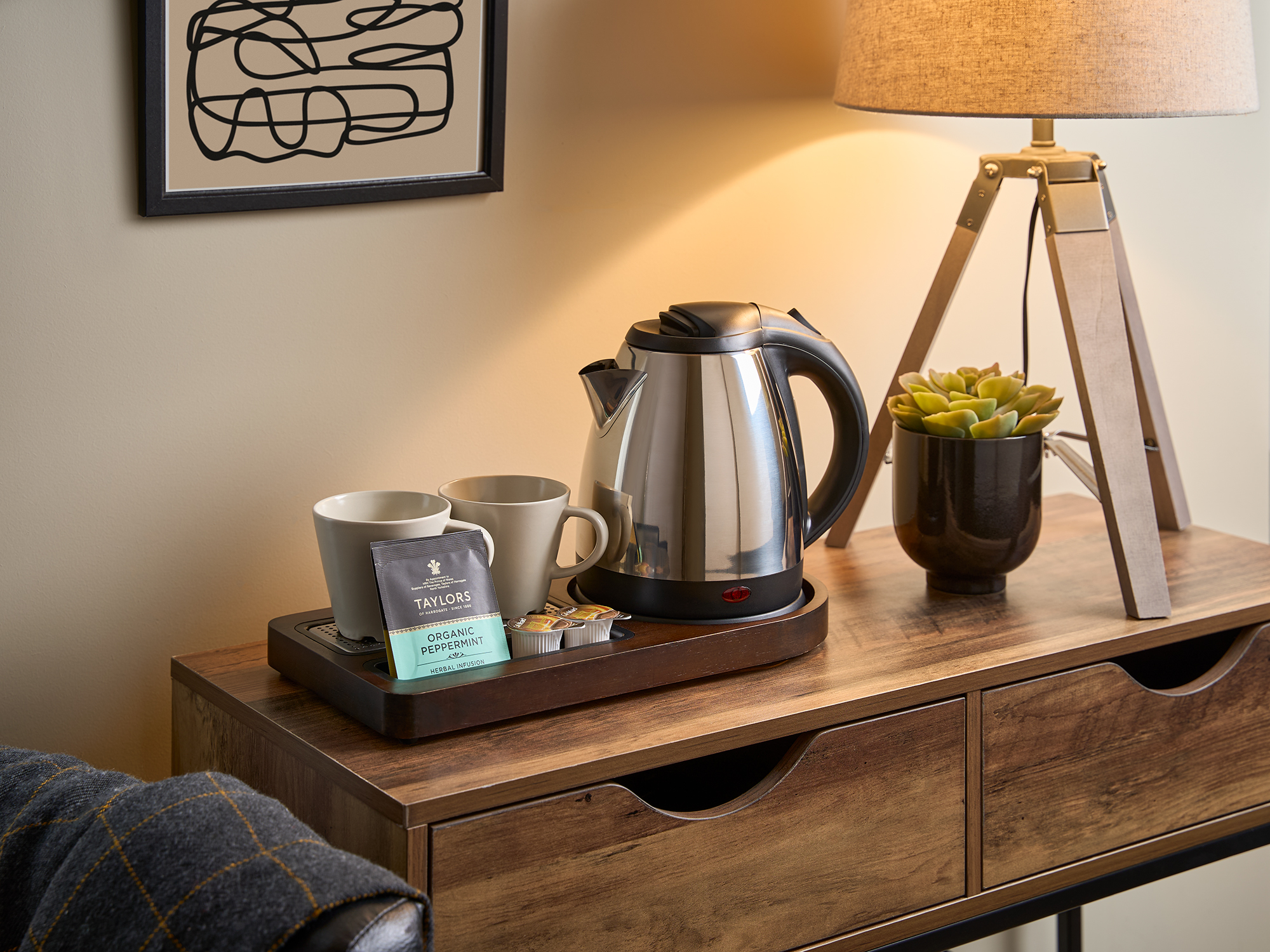Compact Welcome Tray (Buckingham / WT0005) in Dark Wood view 2