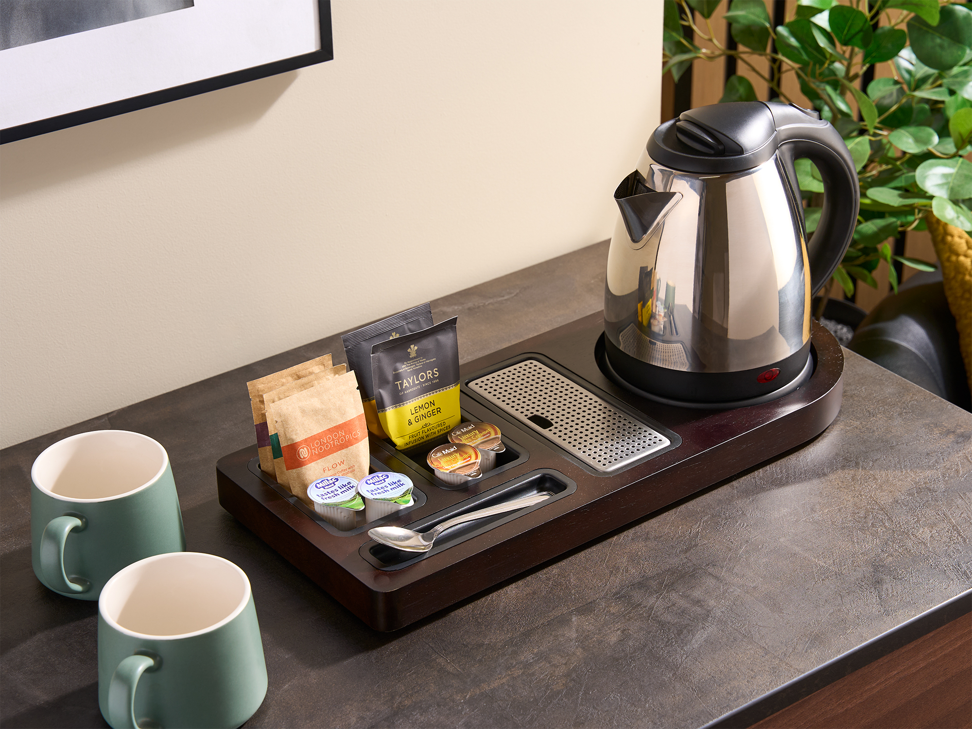 Standard Welcome Tray (Buckingham / WT0001) in Dark Wood view 6