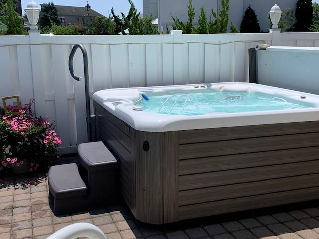 MargatePoolJacuzzi