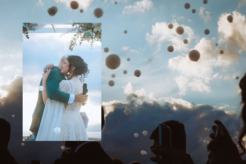 Sposi nerd wedding matrimonio a tema videogiochi - Unconventional wedding - Bolle di sapone durante la cerimonia