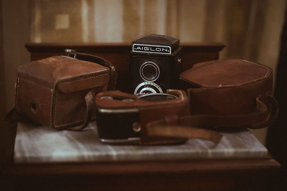 Sposi nerd wedding matrimonio a tema videogiochi - Unconventional wedding - Fotocamera vintage