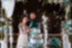 Sposi nerd wedding matrimonio a tema videogiochi - Unconventional wedding - Momento taglio della torta con sparkular