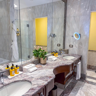 full marble stone bathroom at the Anantara Rom eHotel