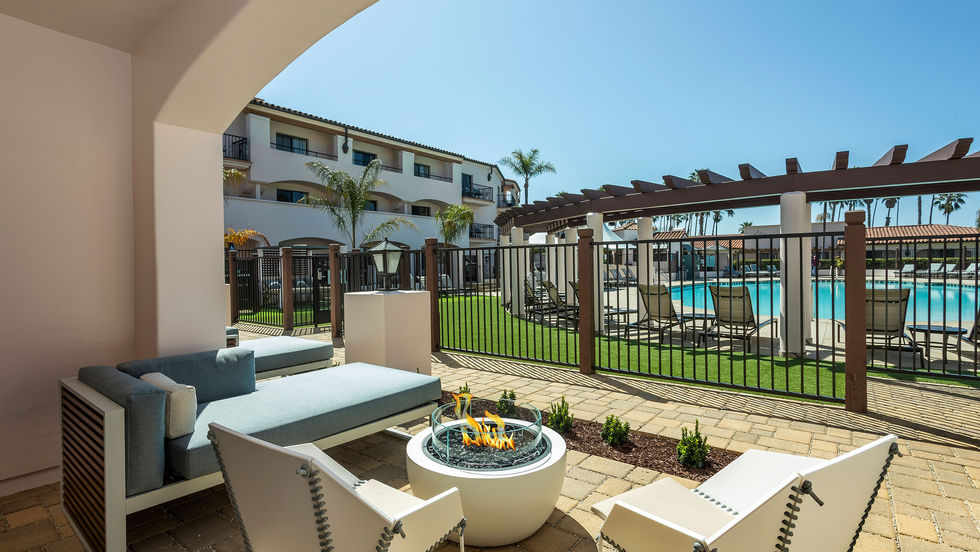 Fire pits and outdoor terraces at the Hilton Santa Barbara