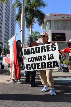 El negocio de la guerra: un saqueo a la juventud