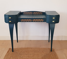 art deco dressing table