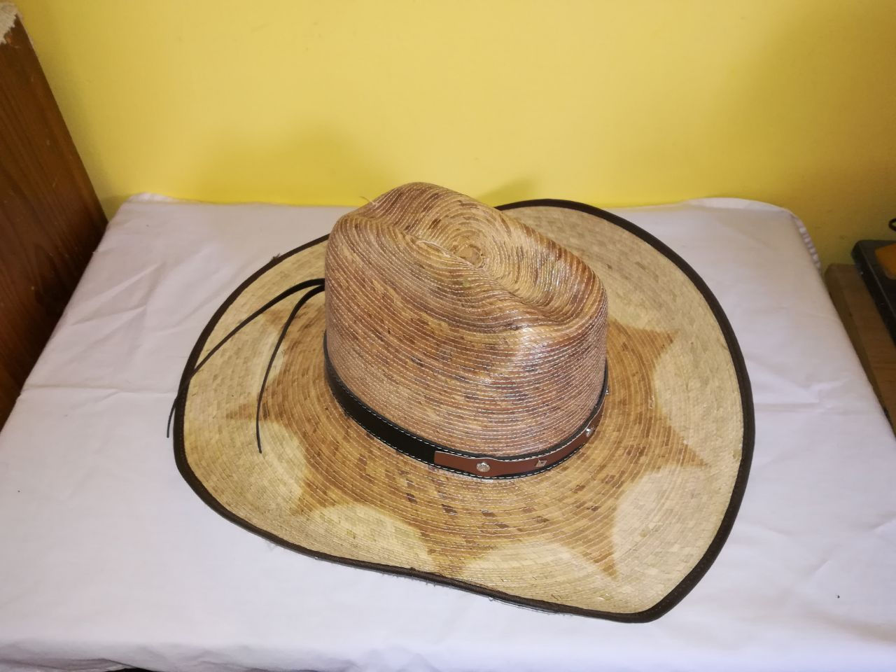 Sombrero Adulto tipo pico de aguila con estrella Hecho de palma 6 piezas