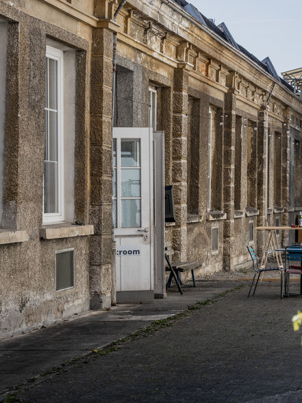 Flexible Eventfläche im data:room Hard für Firmenworkshops, Trainings und Seminare am Bodensee