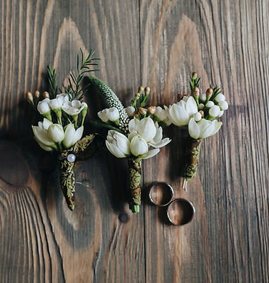 Bridesmaid's Bouquets and Wedding Rings
