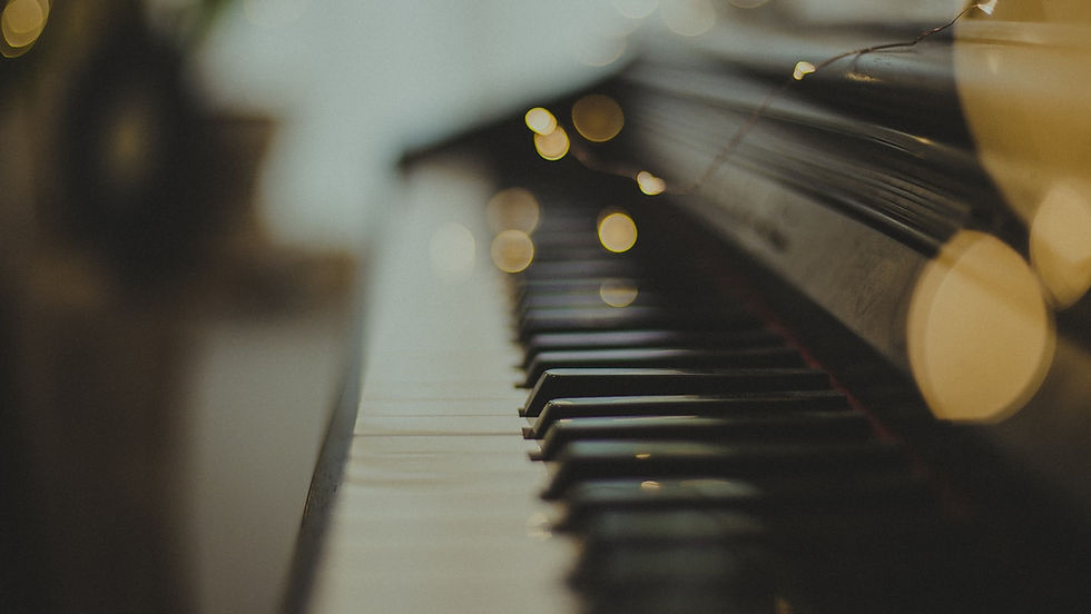 Piano_unsplash.jpg