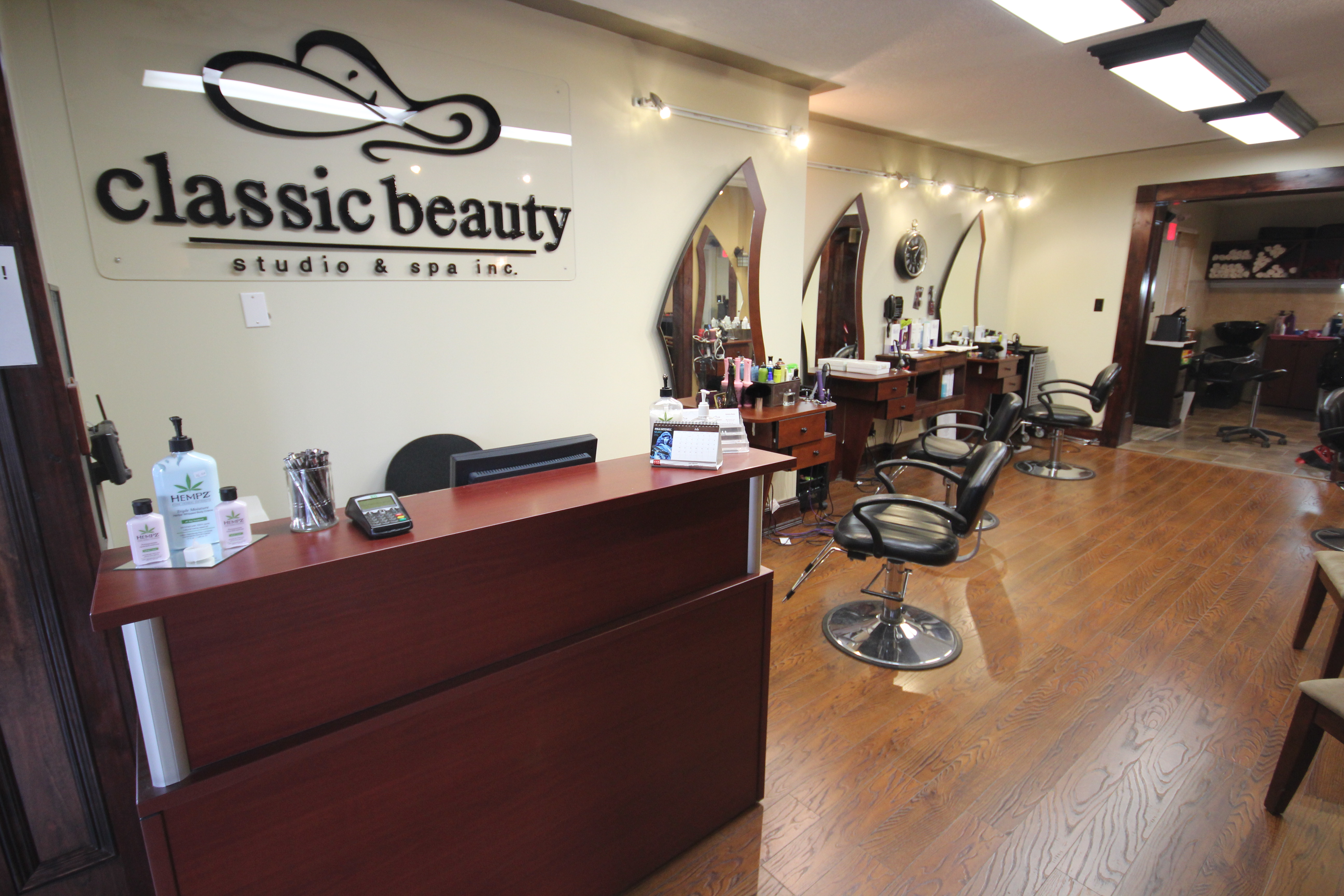 Home Classic Beauty Studio & Spa Inc