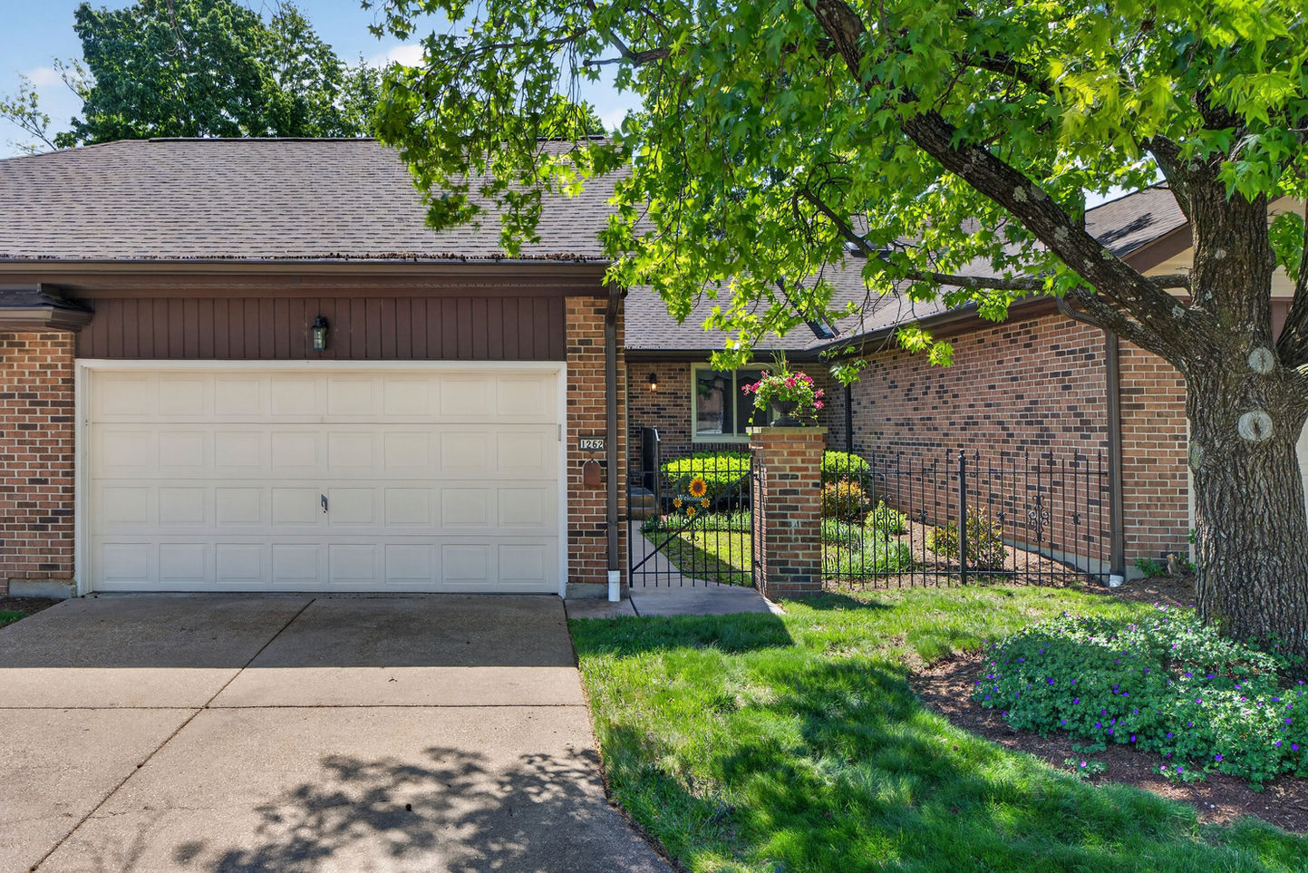 1262 Coral Bells Court