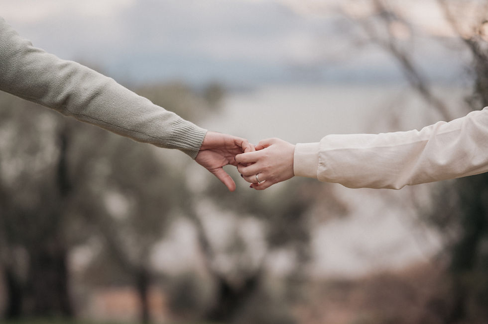 Bacio durante il ricevimento