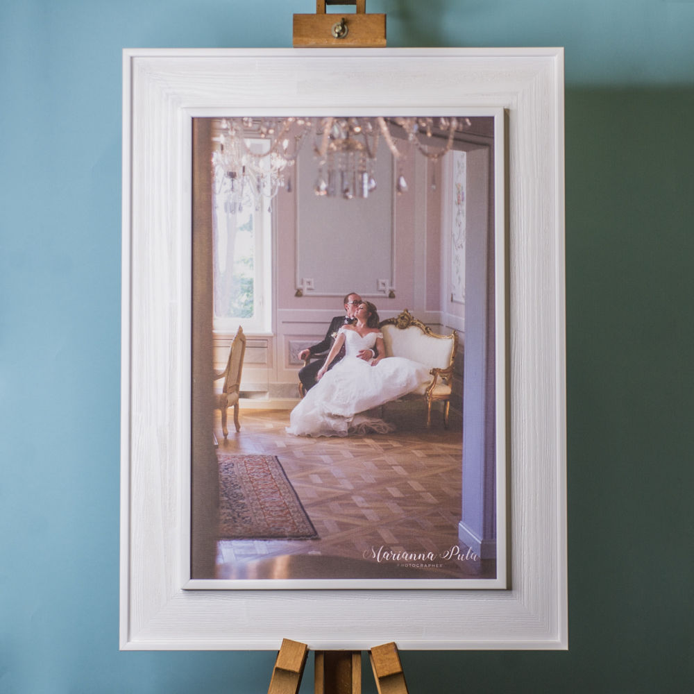 Cornice da parete in legno