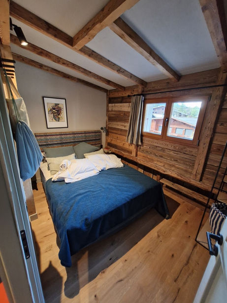 menuiserie-artisanale-bois-chamonix.webp
