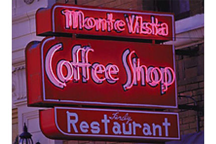 ネオンサインもお任せください。