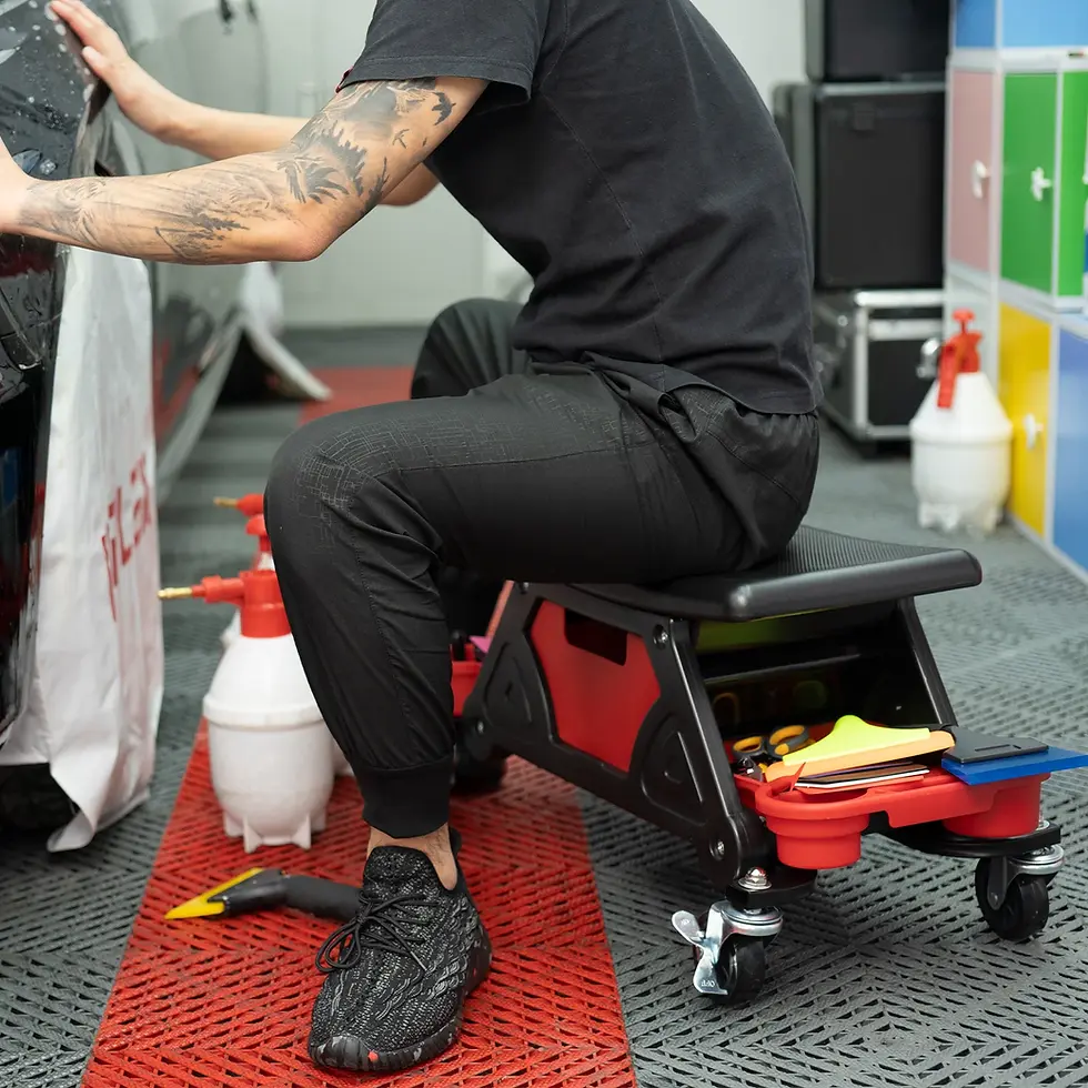 Thumbnail: Mobile Shop Chair