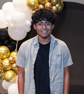 Youth-Investors-Corp-2026-08-14-359_edited.jpg