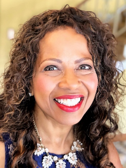 janice edwards headshot.jpg