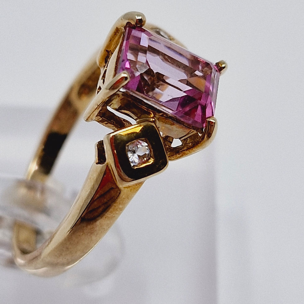 Thumbnail: 9ct Gold Pink Sapphire and Clear Topaz Ring
