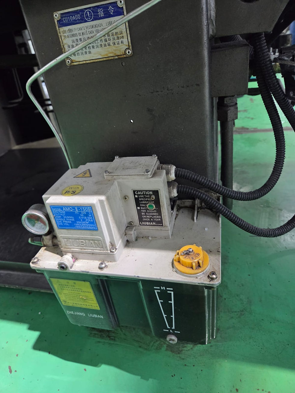 Miniatura: Injetora para plásticos - Golden Eagle - 180 Toneladas