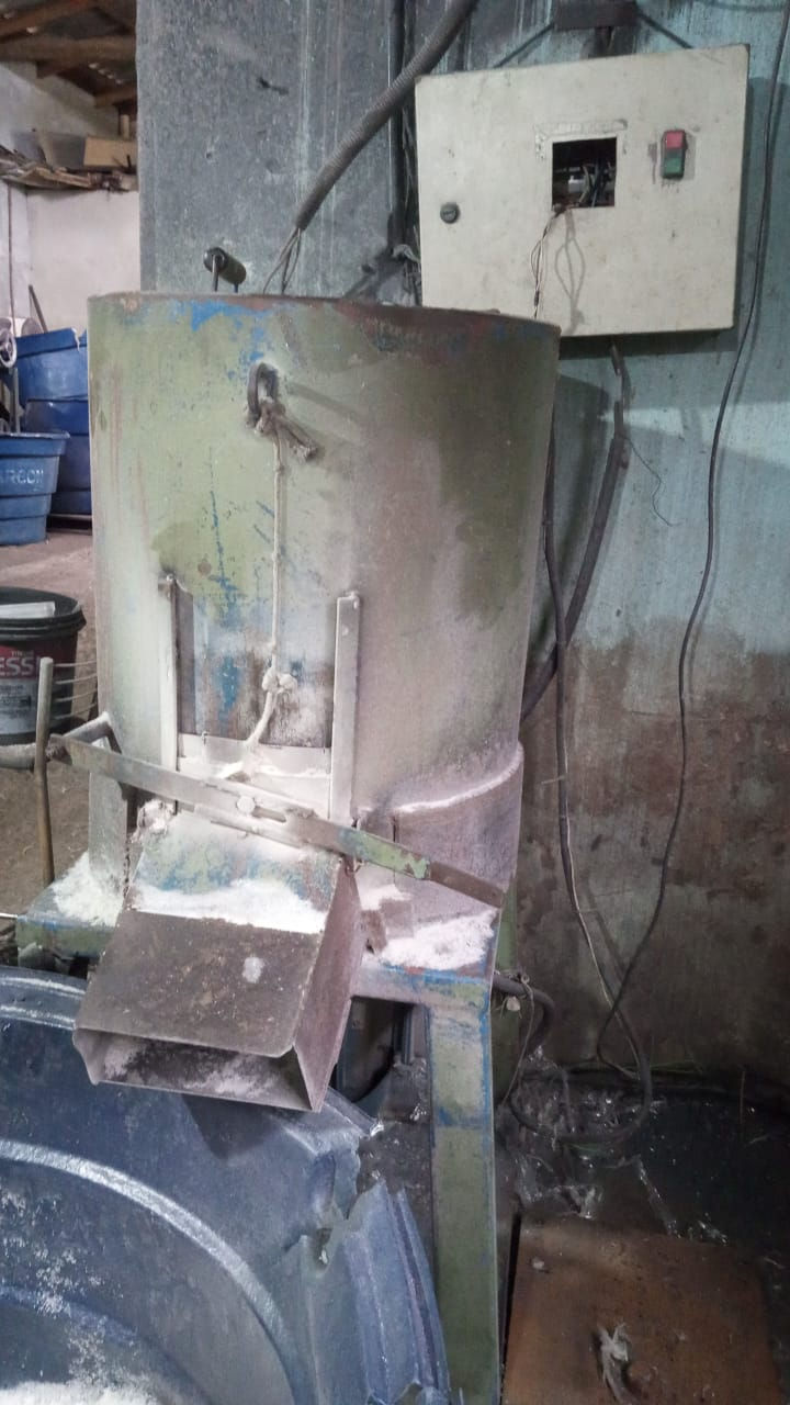 Miniatura: Linha de extrusão para plástico