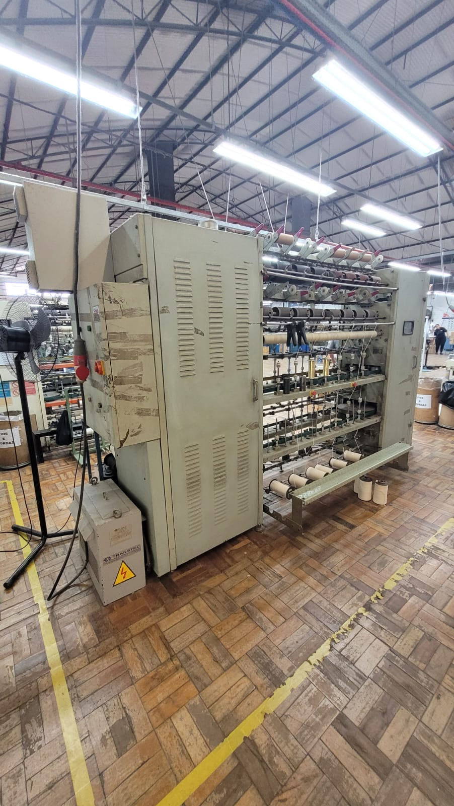 Miniatura: Revestidora para fio rígido 32 cabeças e para borracha 16 cabeças