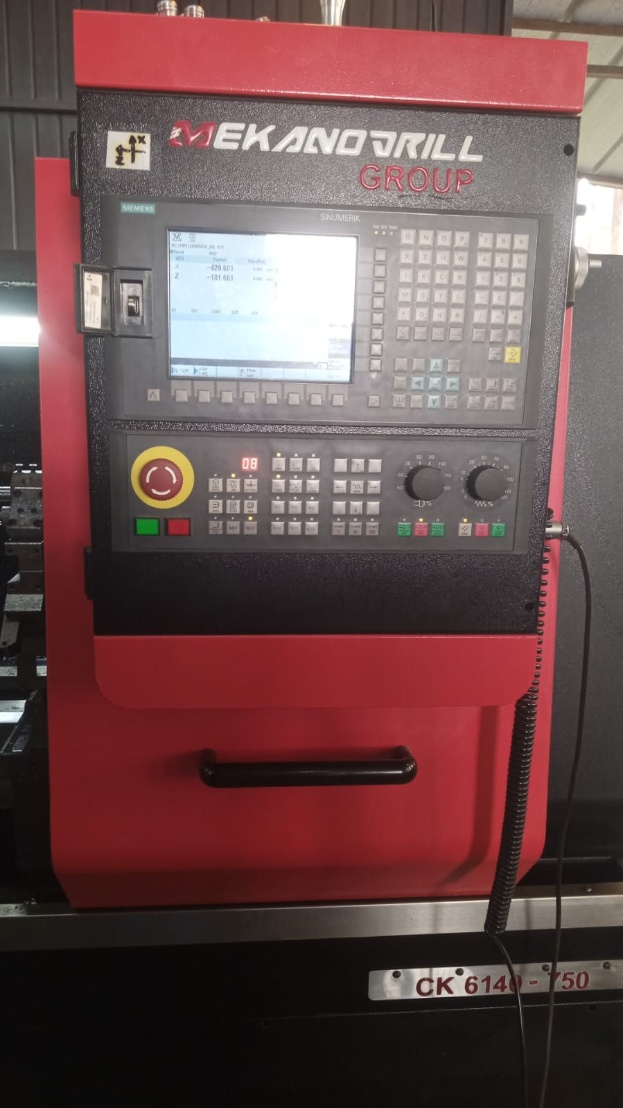 Miniatura: Torno CNC  - Mecanodril - Comando Siemens - Ano 2024