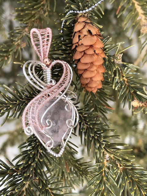Thumbnail: Rose Quartz Heart