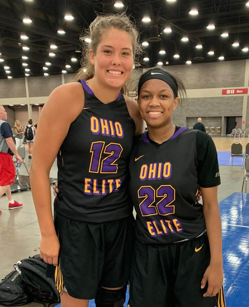 Madison Bartley (#12) and Nyla Hampton of Ohio Elite Black (PC: Tara Arnold)