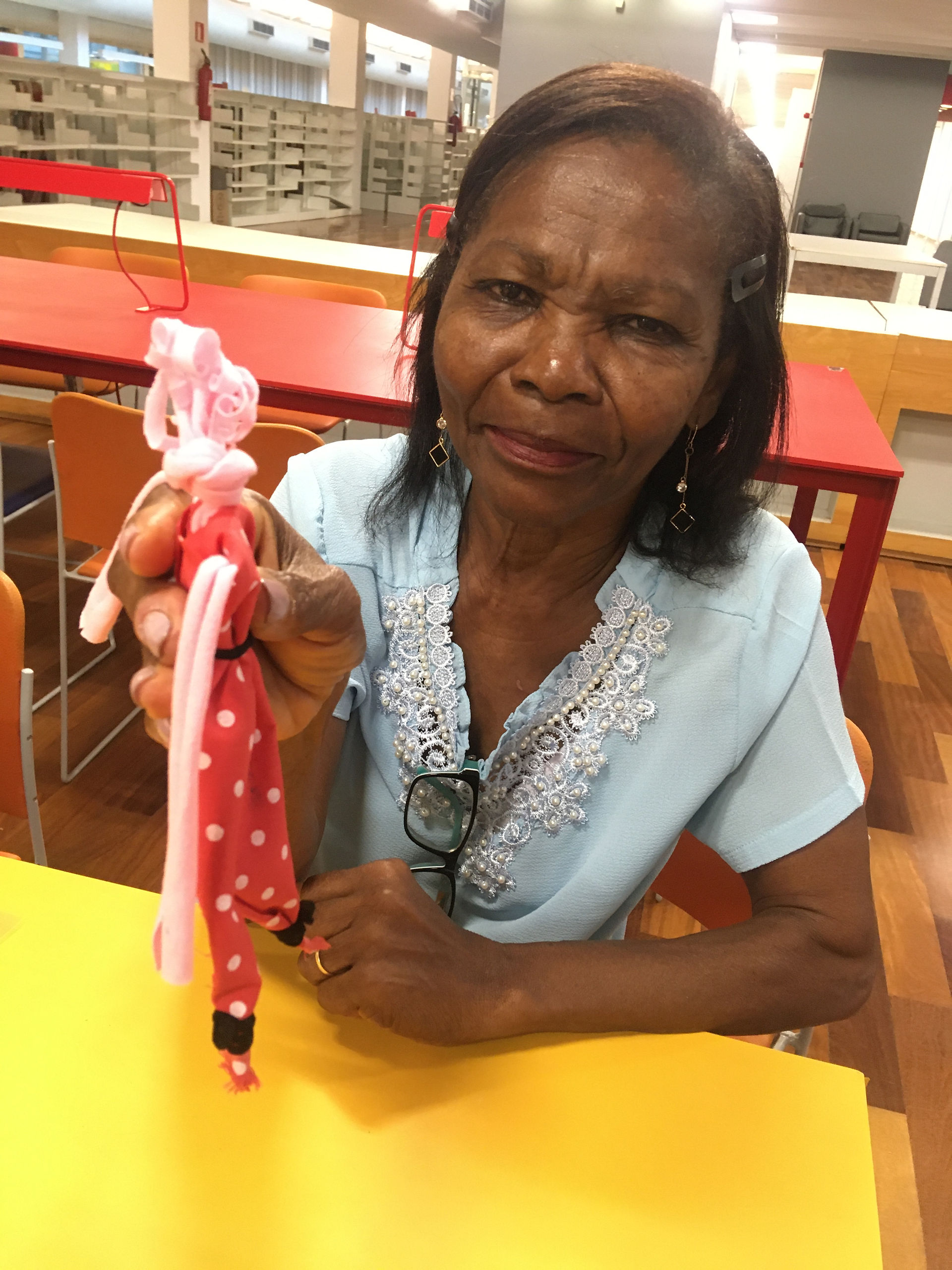 Enredadas no Amor, Miriam Miranda Arteterapia na Biblioteca Parque Estadual, Centro do Rio de Janeiro