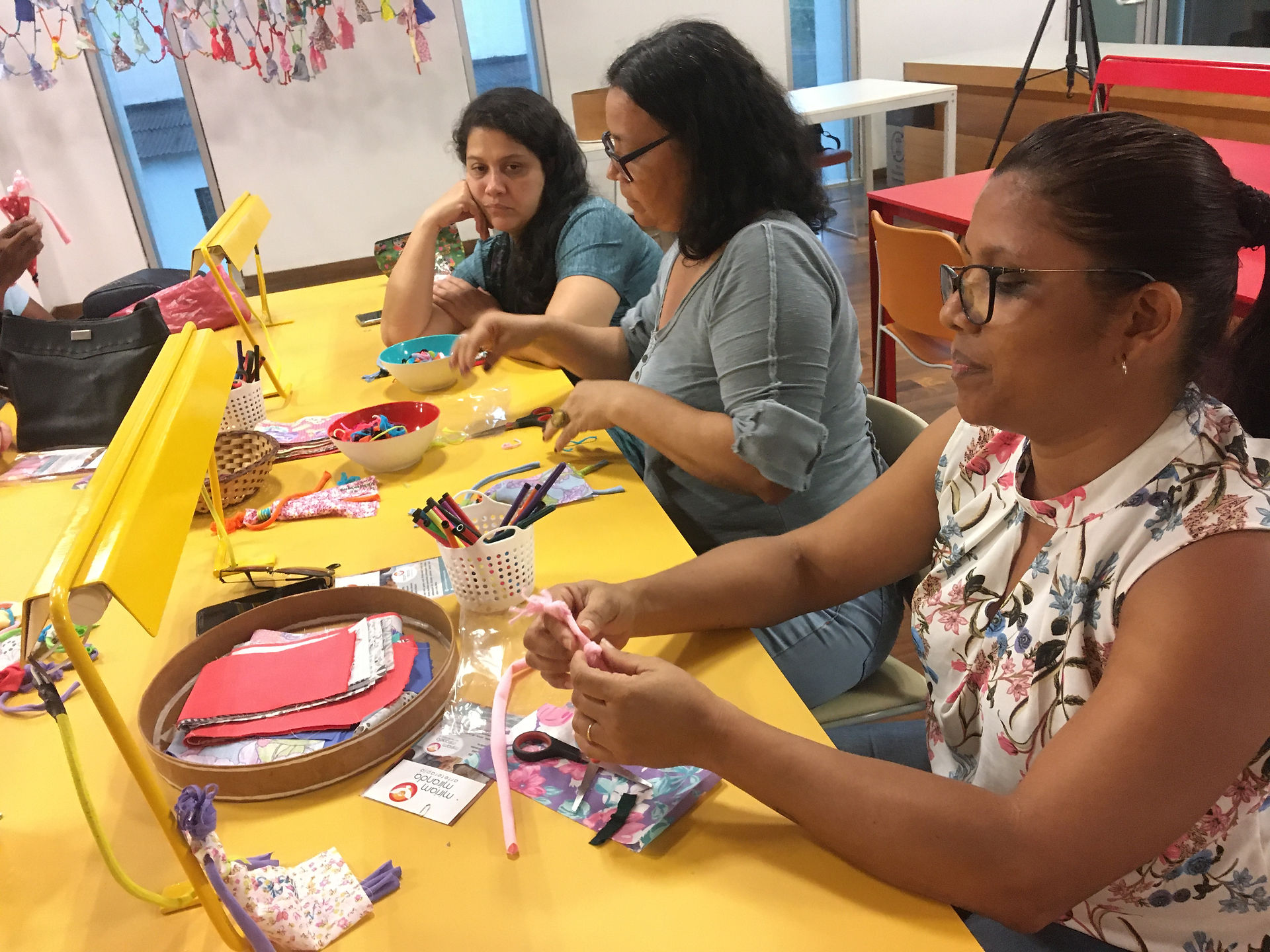 Enredadas no Amor, Miriam Miranda Arteterapia na Biblioteca Parque Estadual, Centro do Rio de Janeiro