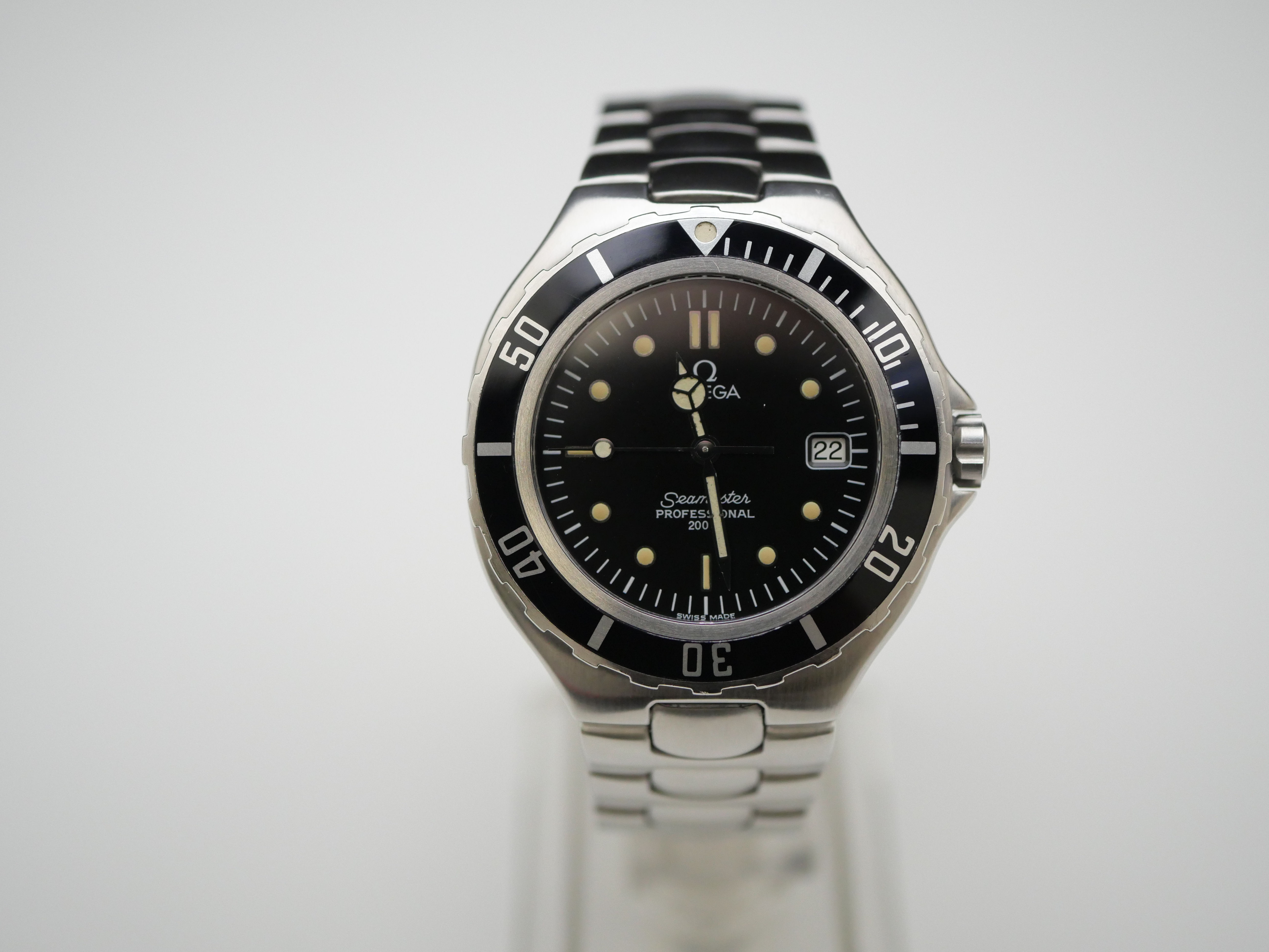 Omega Seamaster Professional 200M Quartz Pre Bond