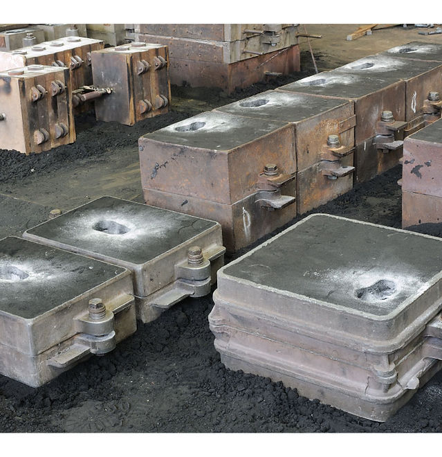 bonded-sand-molds-after-pouring.jpg