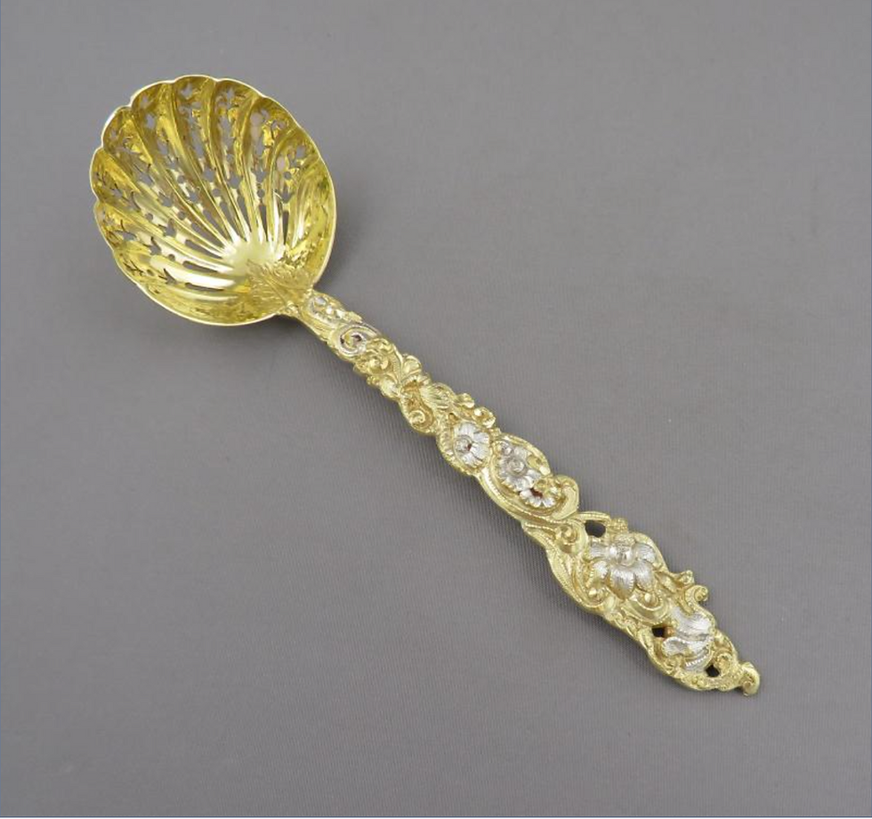 Thumbnail: A fine quality Victorian silver parcel-gilt dessert serving set, London 1891-2